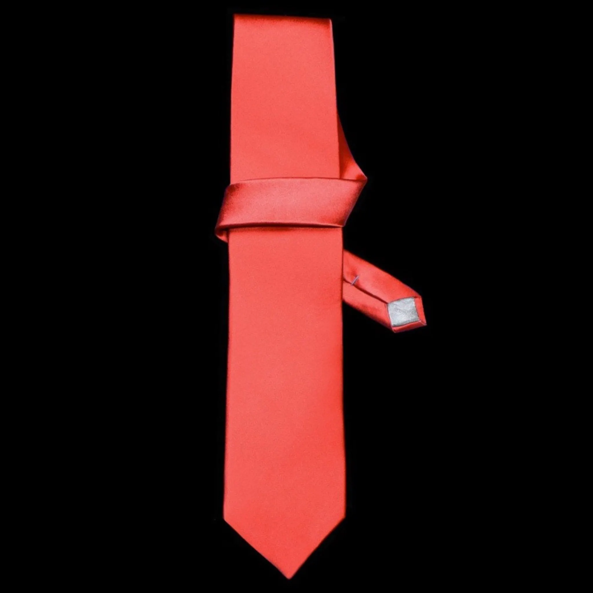 Coral Tie