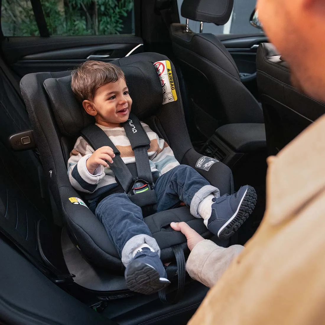 Nuna PRUU 0 /1 Car Seat in Caviar